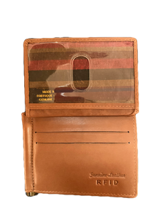 LEATHER BI-FOLD WALLET WITH MONEY CLIP